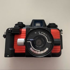 nikonos v underwater film camera